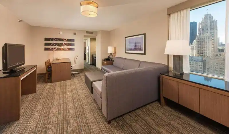 Embassy Suites by Hilton Chicago Downtown Magnificent Mile – Hotelfoto