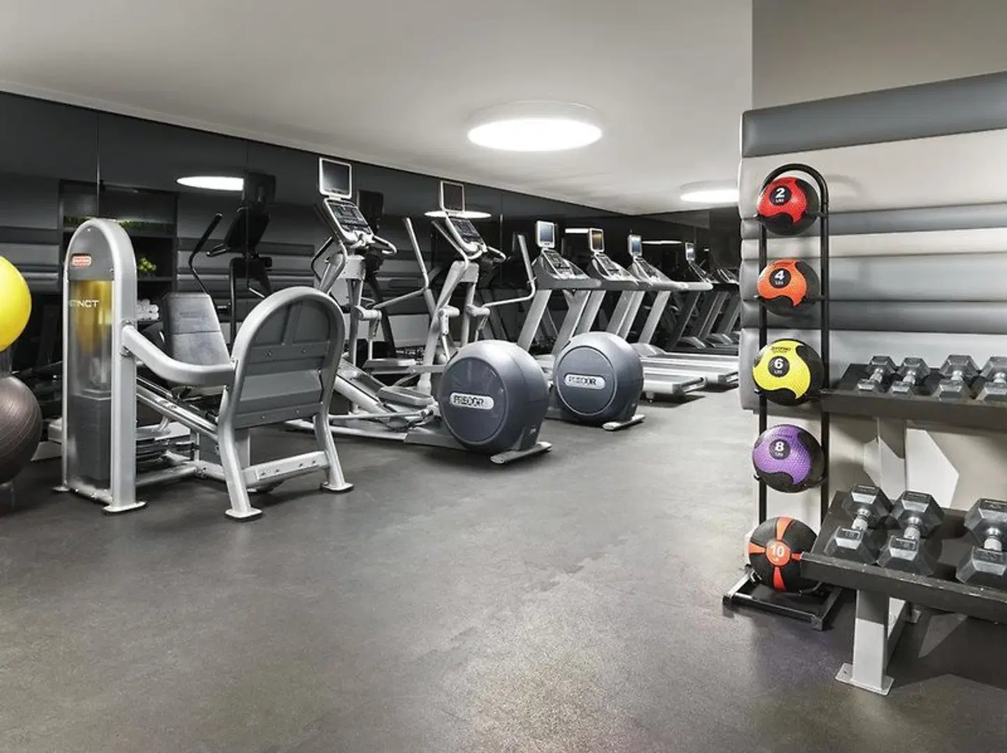 The Paramount SPORTS_AND_LEISURE