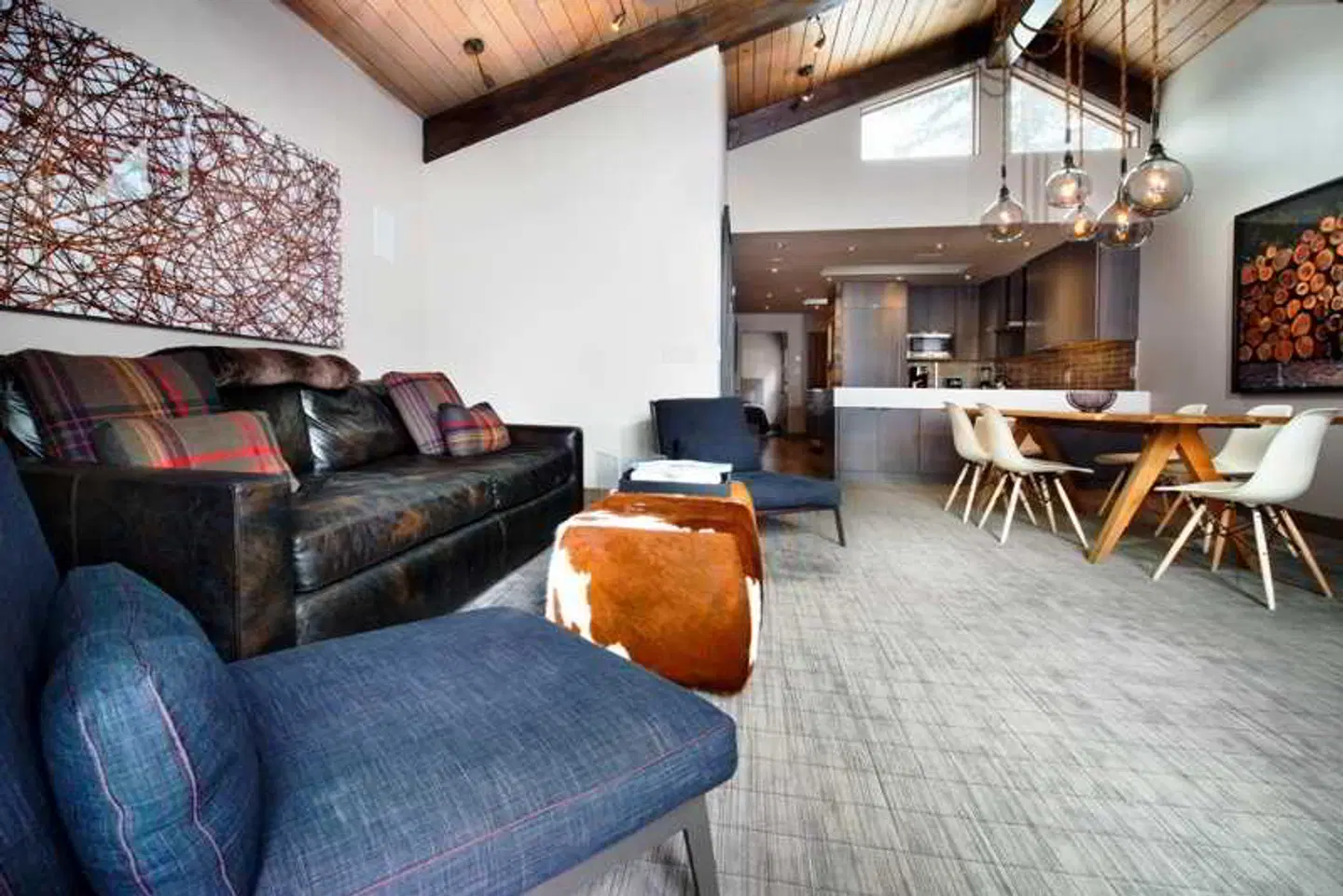 The Gant ROOM_EXAMPLE