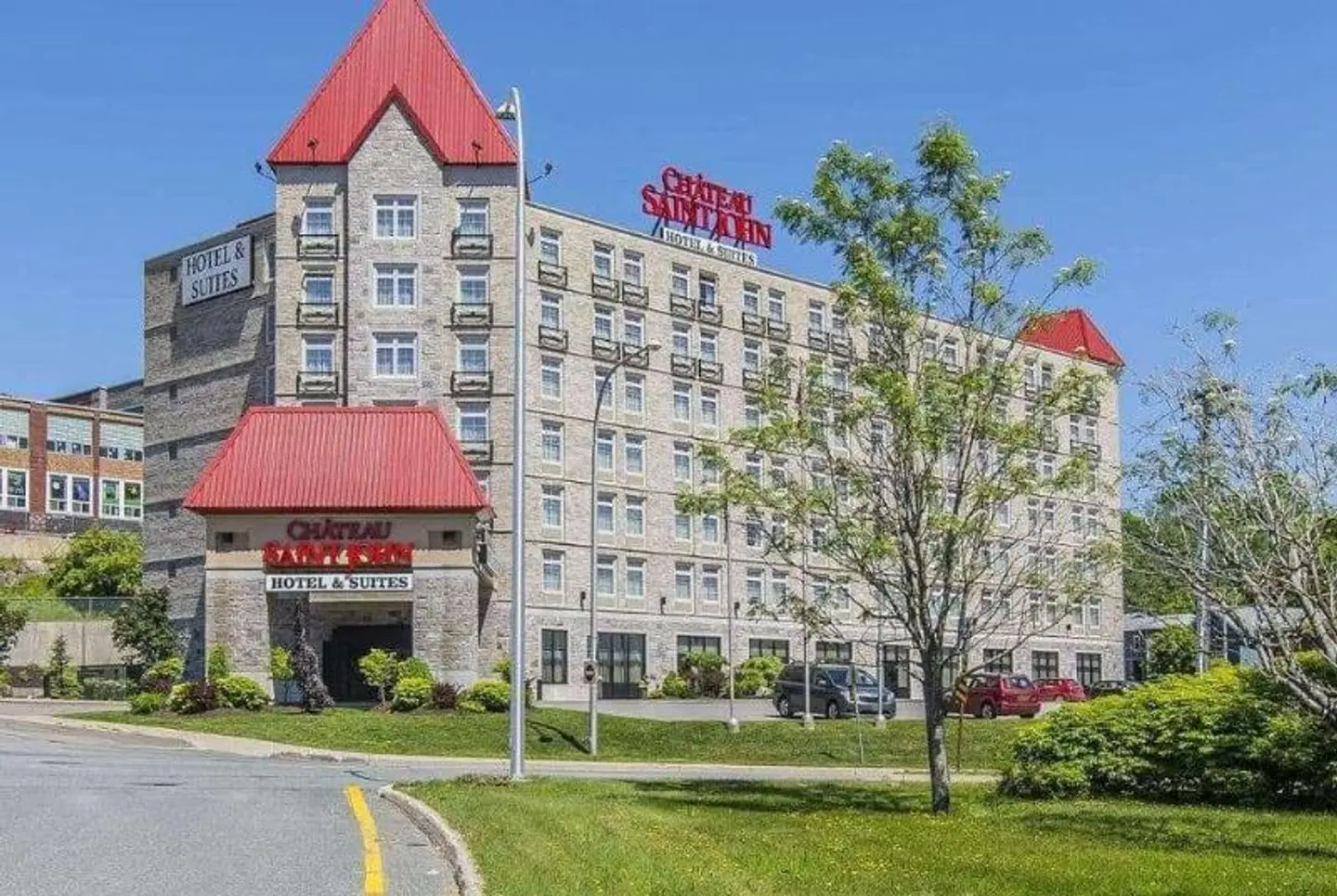 Chateau Saint John EXTERIOR