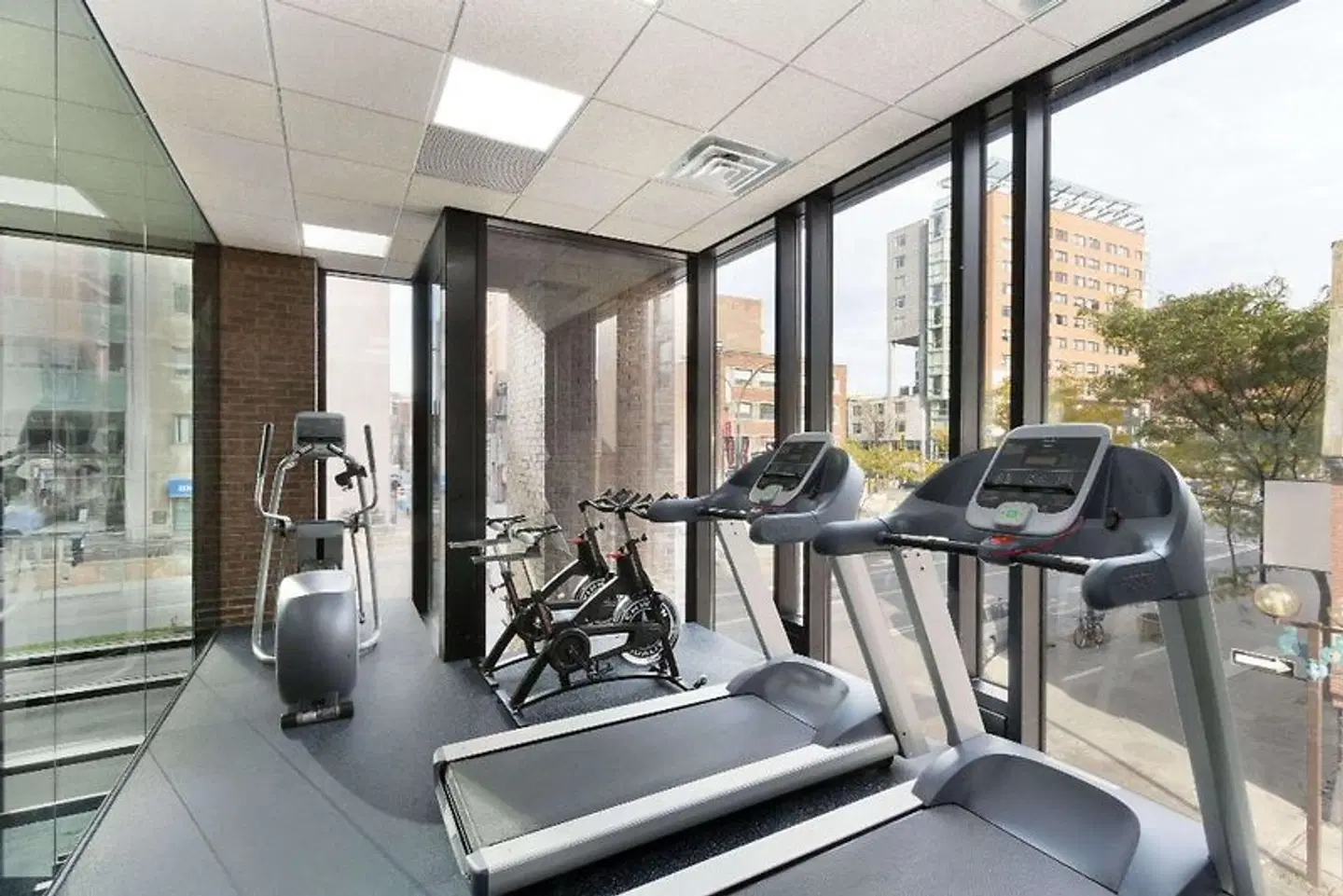 Travelodge Hotel by Wyndham Montreal Centre SPORTS_AND_LEISURE