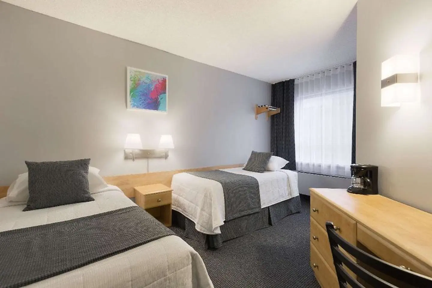 Travelodge Hotel by Wyndham Montreal Centre ROOM_EXAMPLE