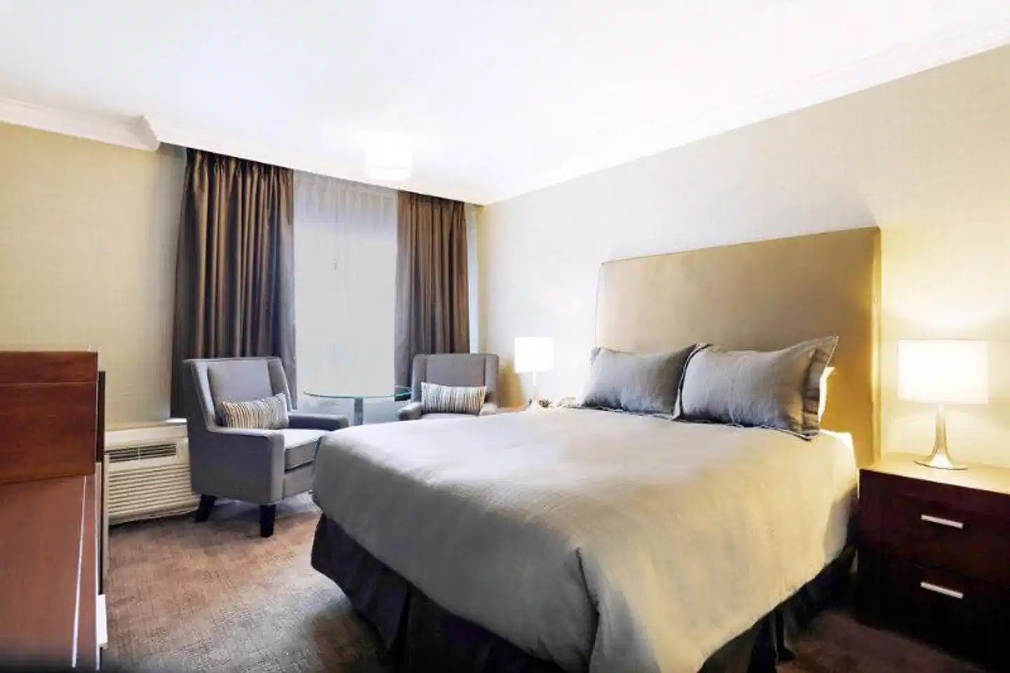 Sandman Hotel Vancouver Airport Wohnbeispiel