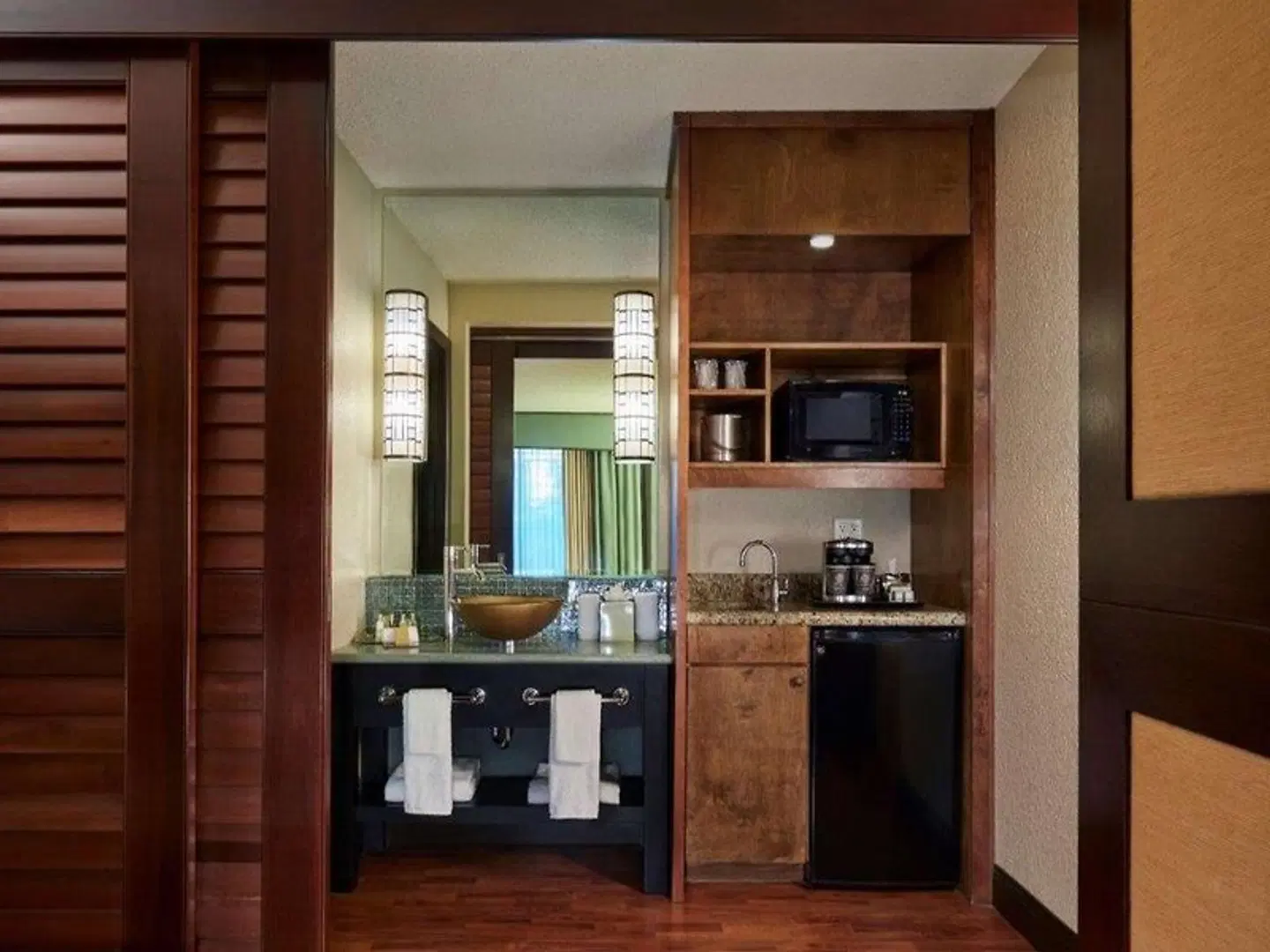 DoubleTree by Hilton Hotel Orlando at SeaWorld ROOM_EXAMPLE