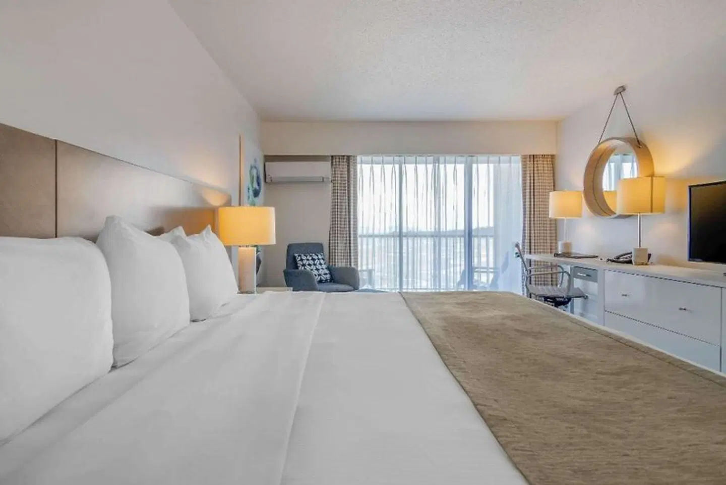 Bayside Oceanfront Resort ROOM_EXAMPLE