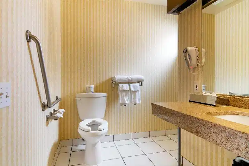 Econo Lodge Inn & Suites – Hotelfoto