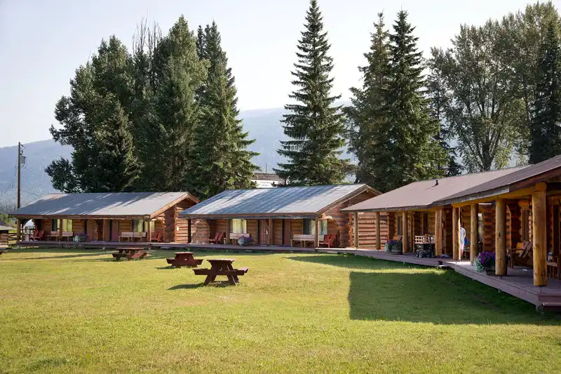 Wells Gray Guest Ranch – Hotelfoto