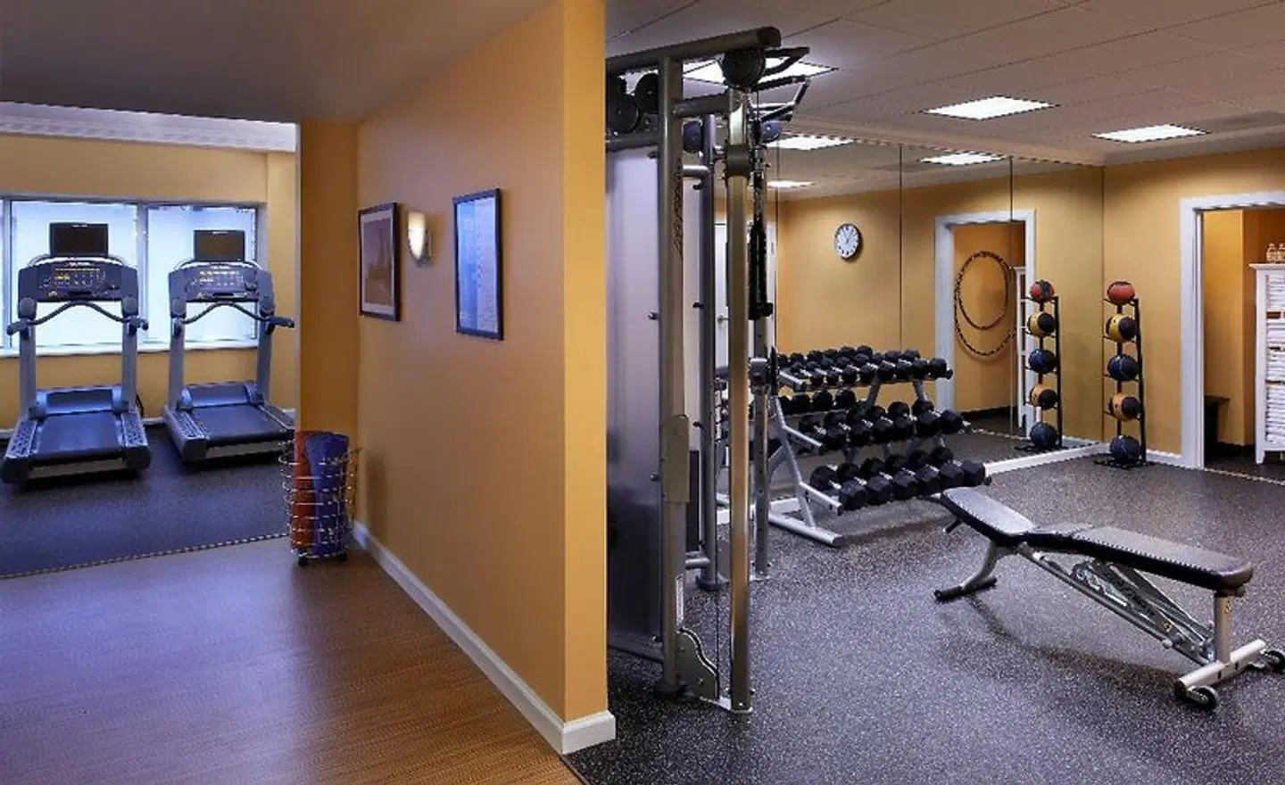 L7 Chicago by Lotte SPORTS_AND_LEISURE
