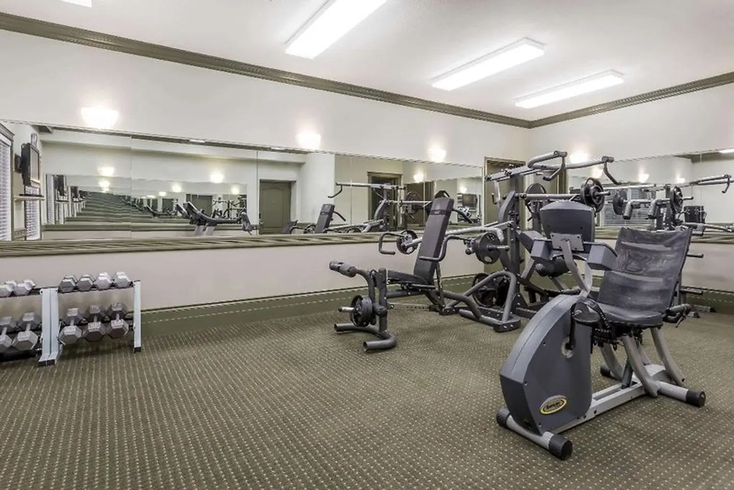 Ramada by Wyndham Hinton SPORTS_AND_LEISURE