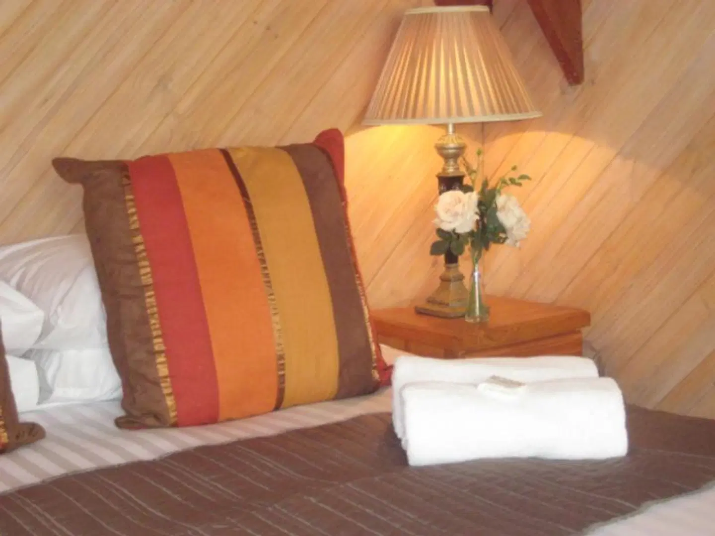 Mt Tamborine Stonehaven Guest House ROOM_EXAMPLE