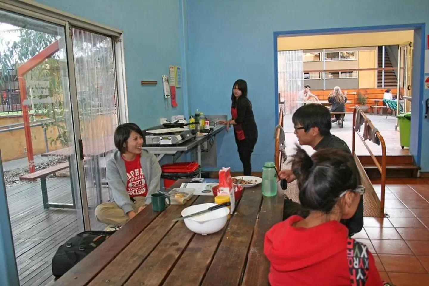 Red Rock Hostel PEOPLE