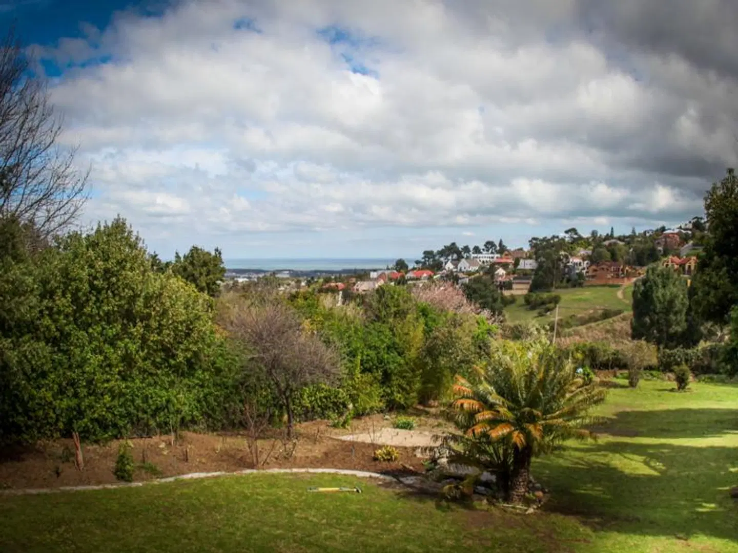 Winelands Villa Guesthouse LANDSCAPE