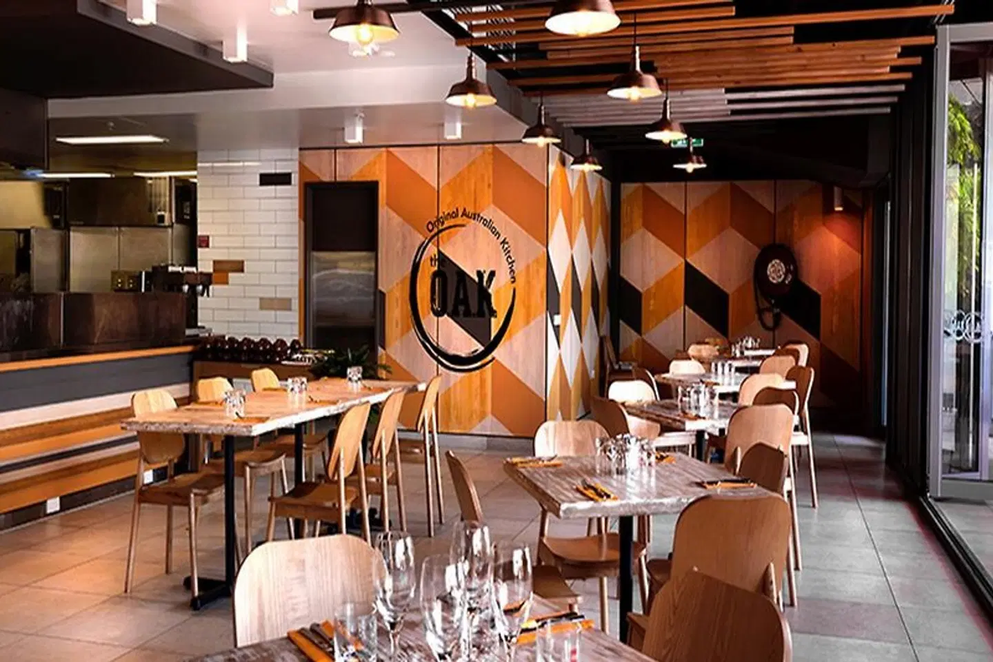 Oaks Darwin Elan Hotel Restaurant