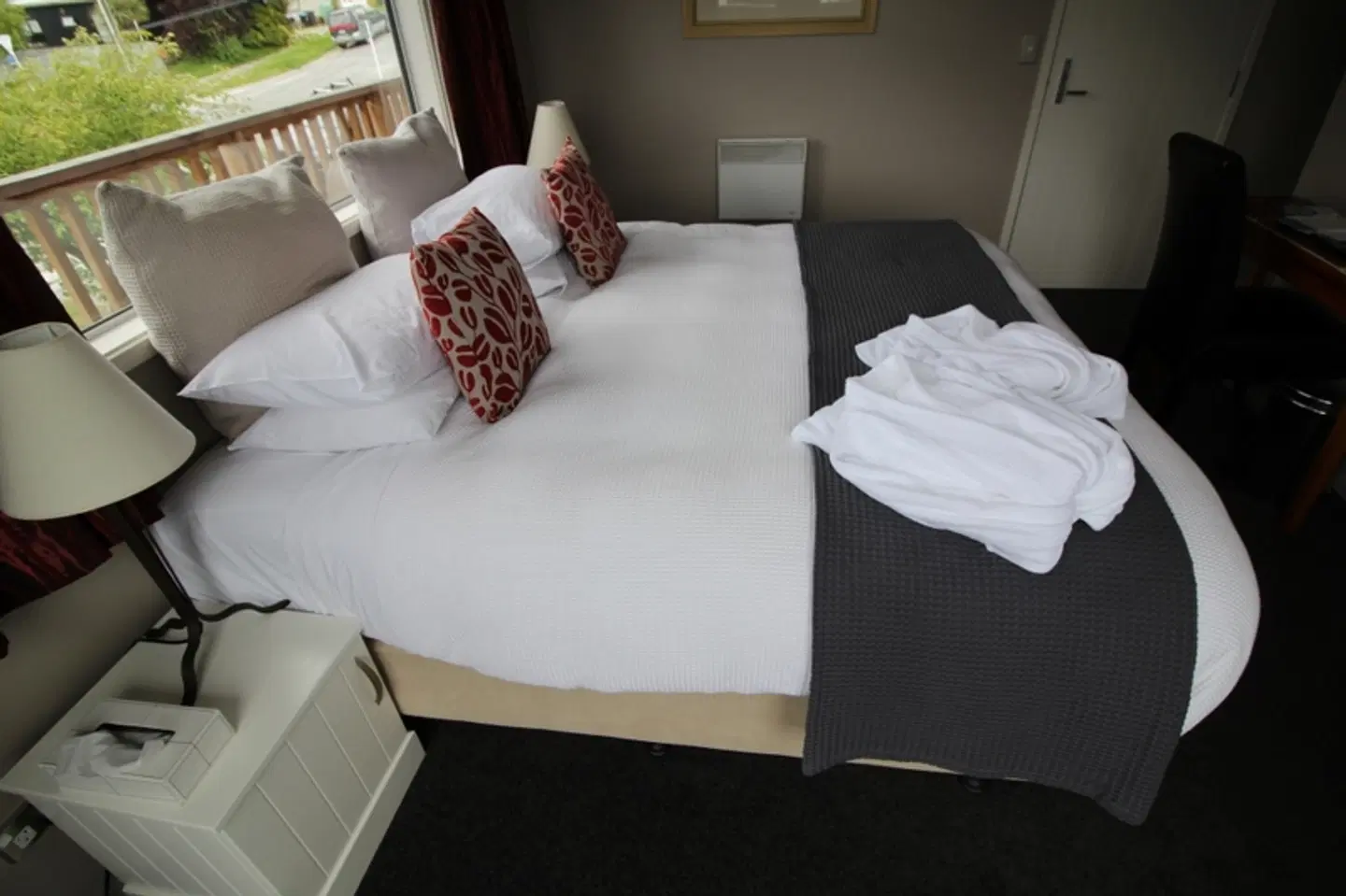 Chalet Queenstown ROOM_EXAMPLE