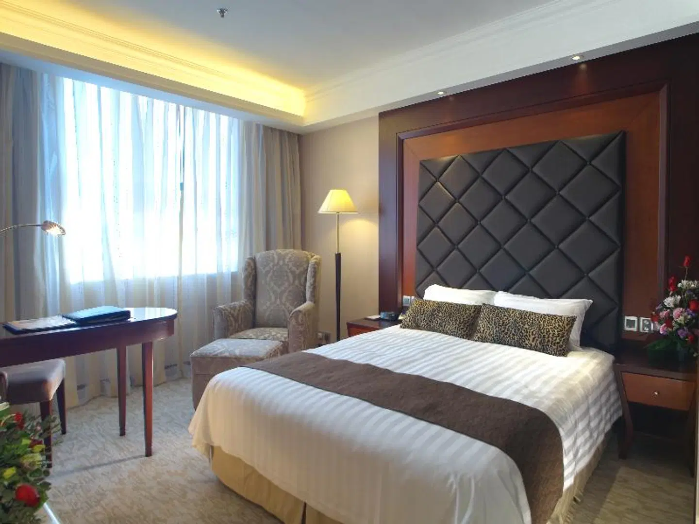 Metropark Hotel Kowloon ROOM_EXAMPLE