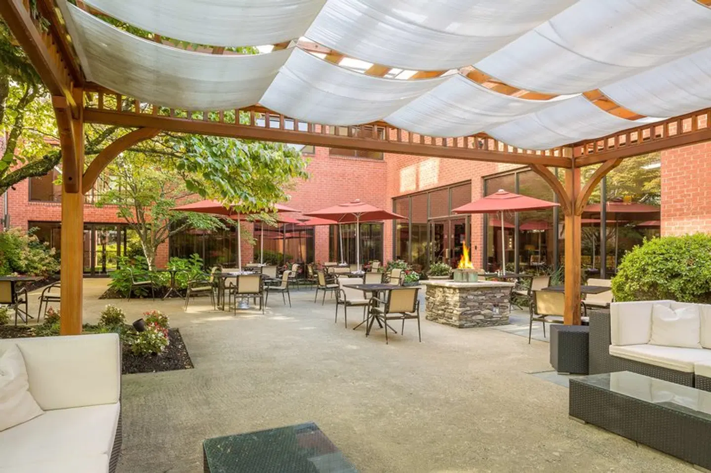 DoubleTree by Hilton Hotel Boston-Andover Terrasse