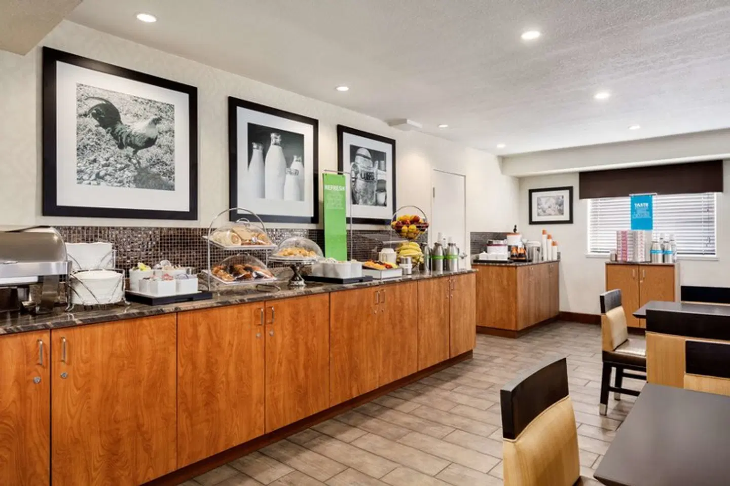 Hampton Inn Portland/Clackamas LOUNGE_LOBBY