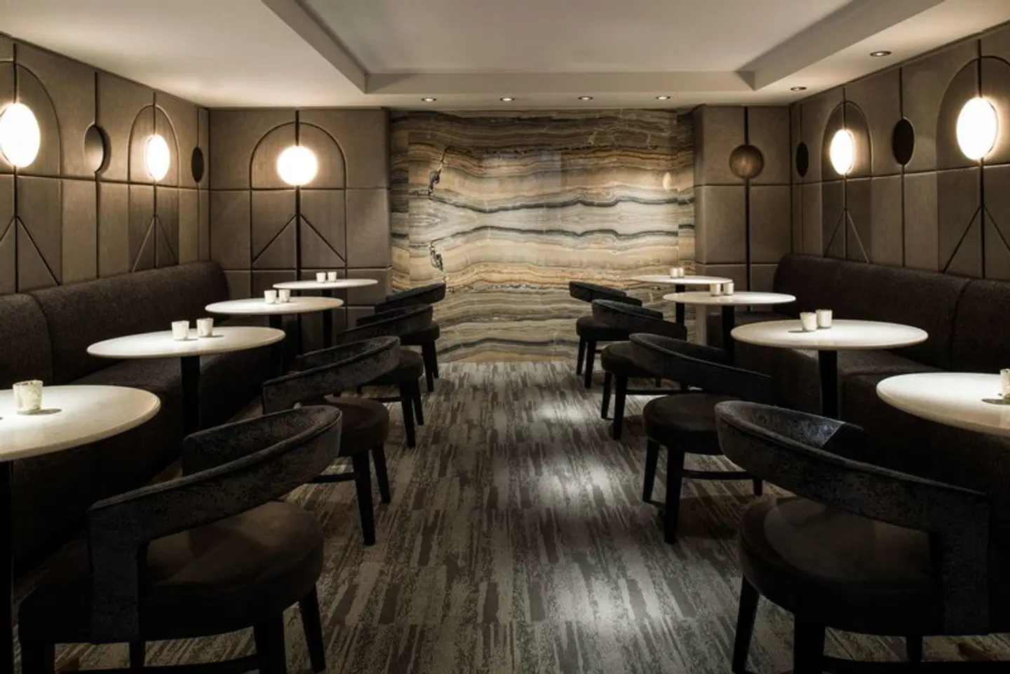 LondonHouse Chicago, Curio Collection by Hilton Konferenz