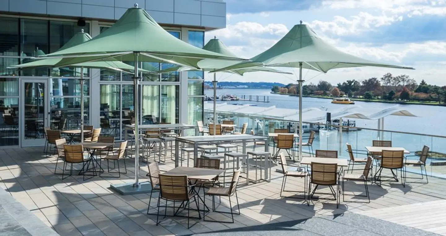 Canopy by Hilton Washington DC The Wharf Terrasse