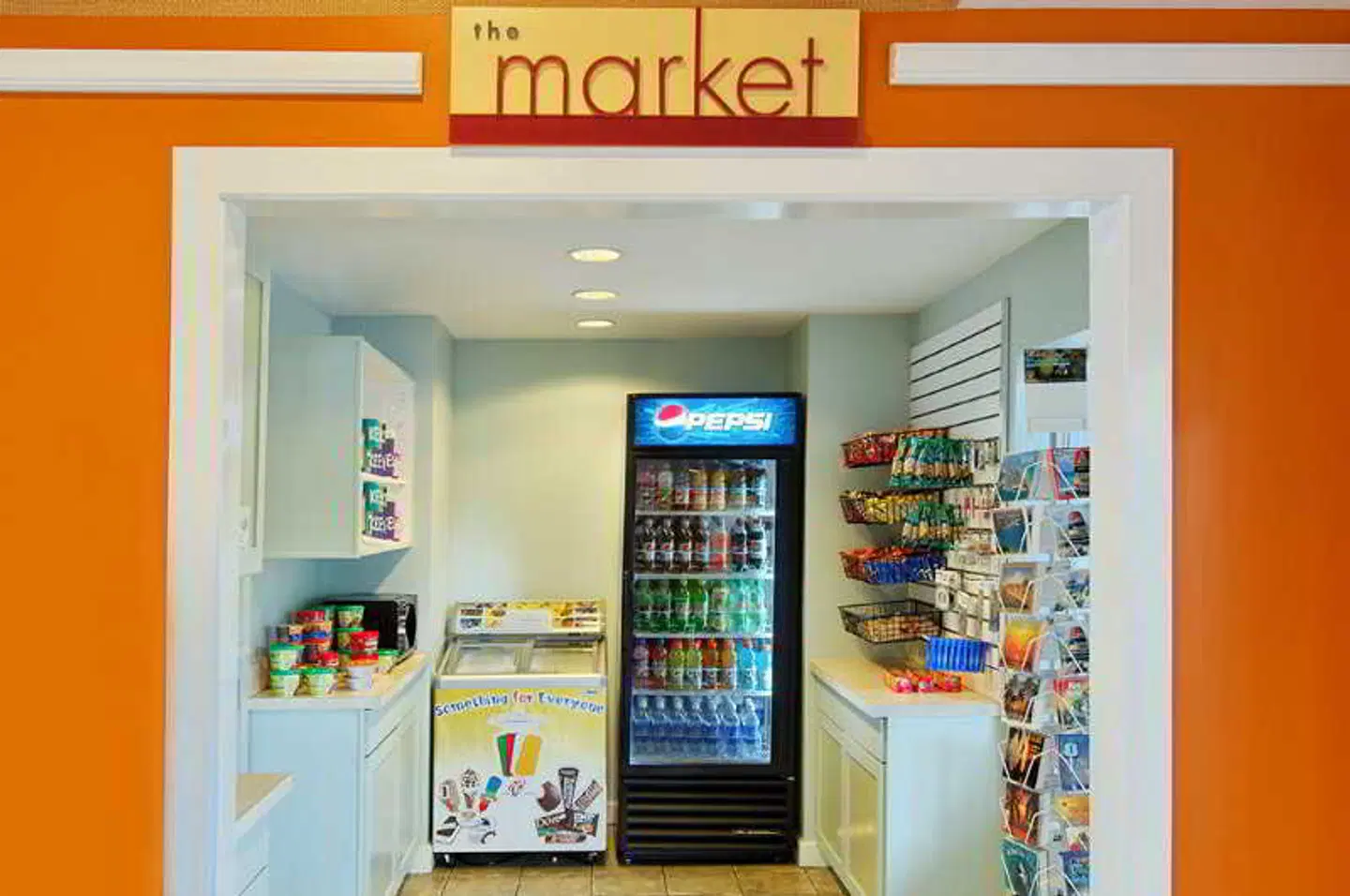 Fairfield Inn & Suites by Marriott Key West Bar