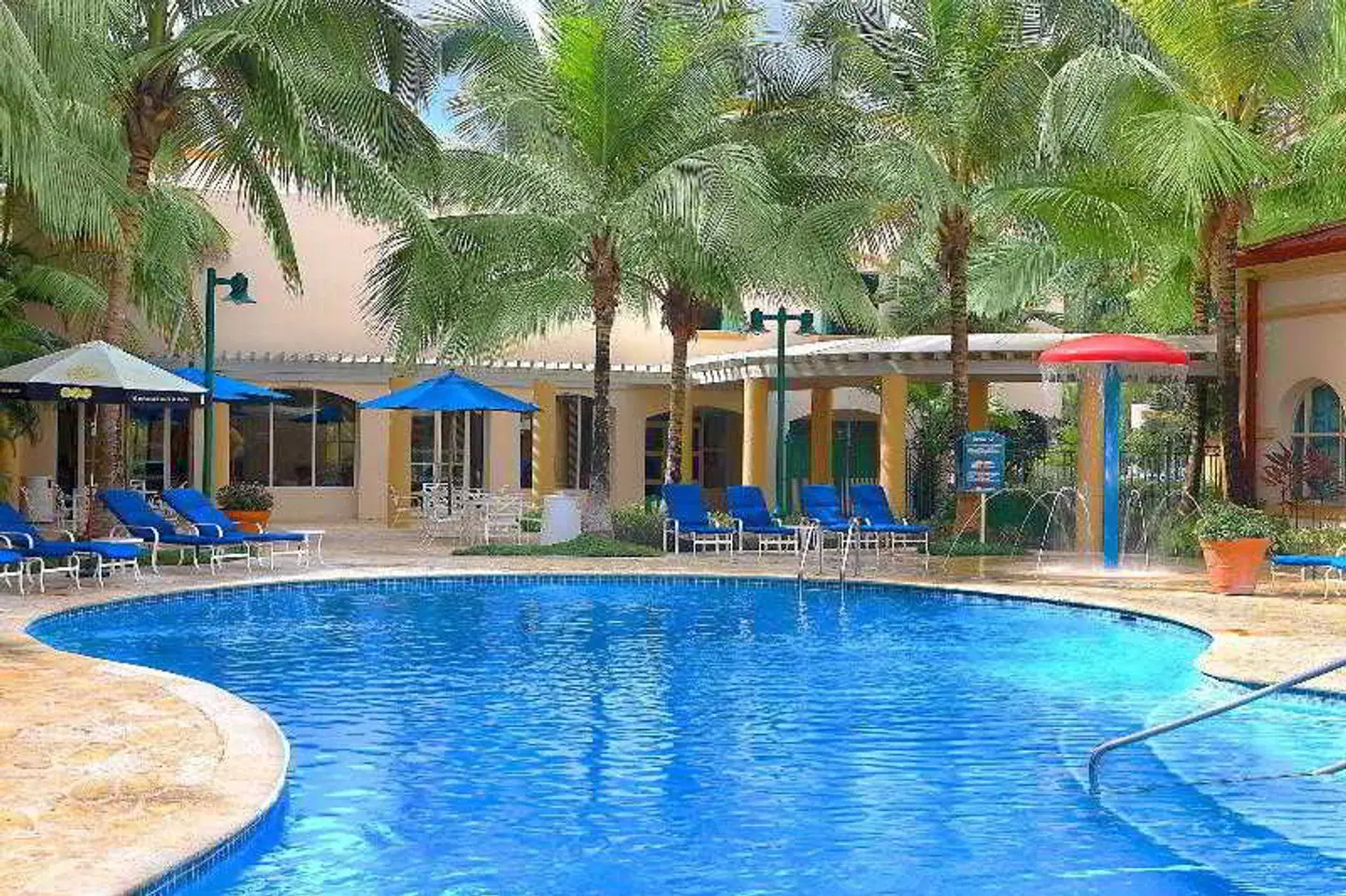 Four Points by Sheraton Caguas Real Hotel & Casino OUTDOOR_POOL