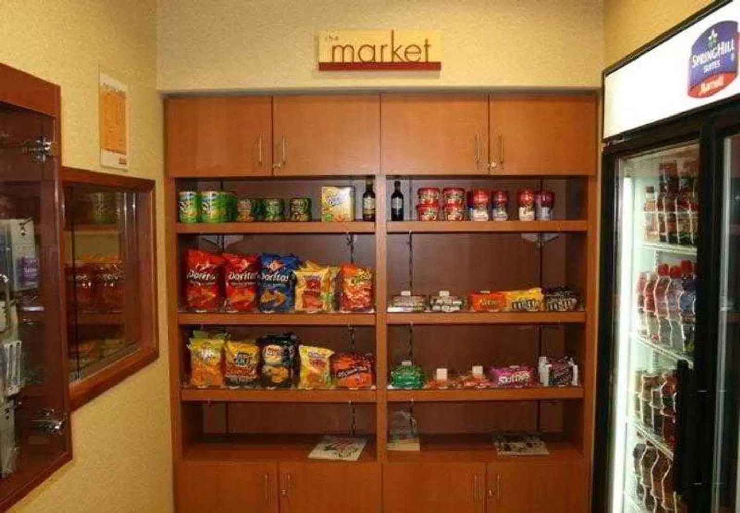 SpringHill Suites by Marriott Grand Rapids Airport Southeast Bar