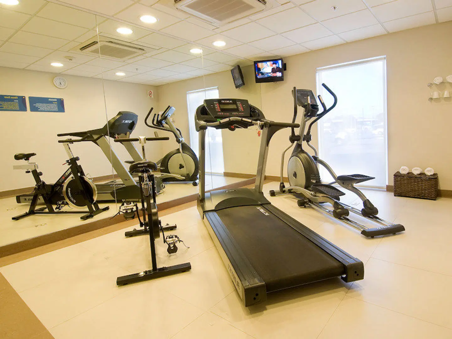 City Express by Marriott Lazaro Cardenas SPORTS_AND_LEISURE