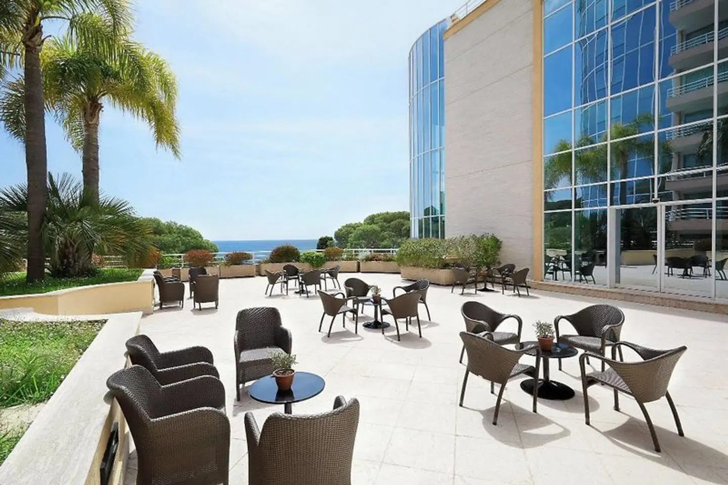 Le Méridien Beach Plaza Terrasse