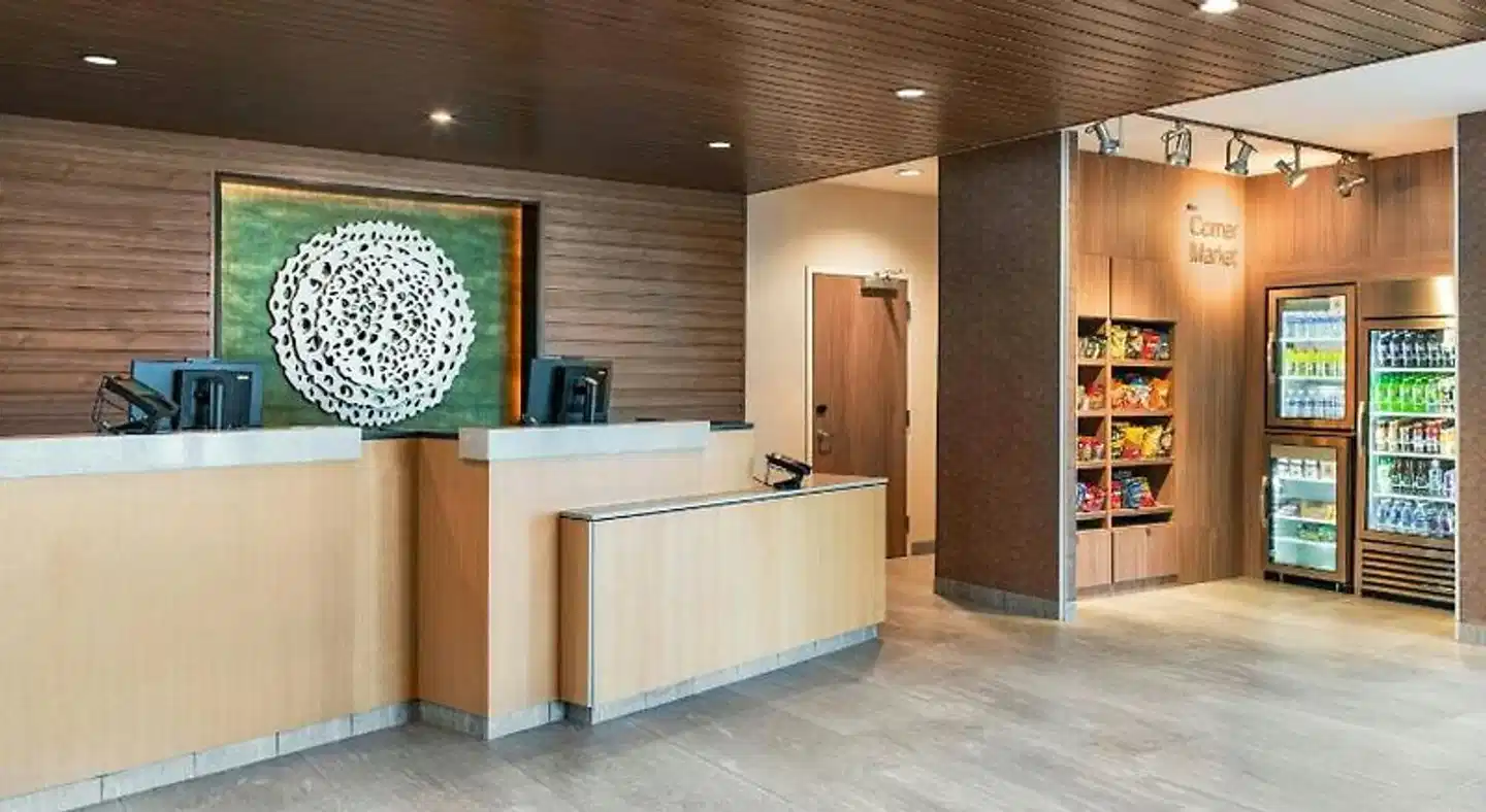 Fairfield by Marriott Inn and Suites Hanford Lobby