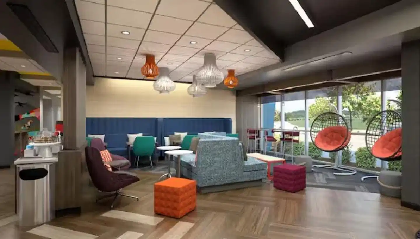 Tru By Hilton Stockbridge Lobby