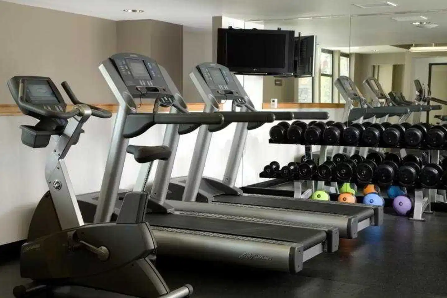 The Westin Monache Resort, Mammoth Sport und Entertainment