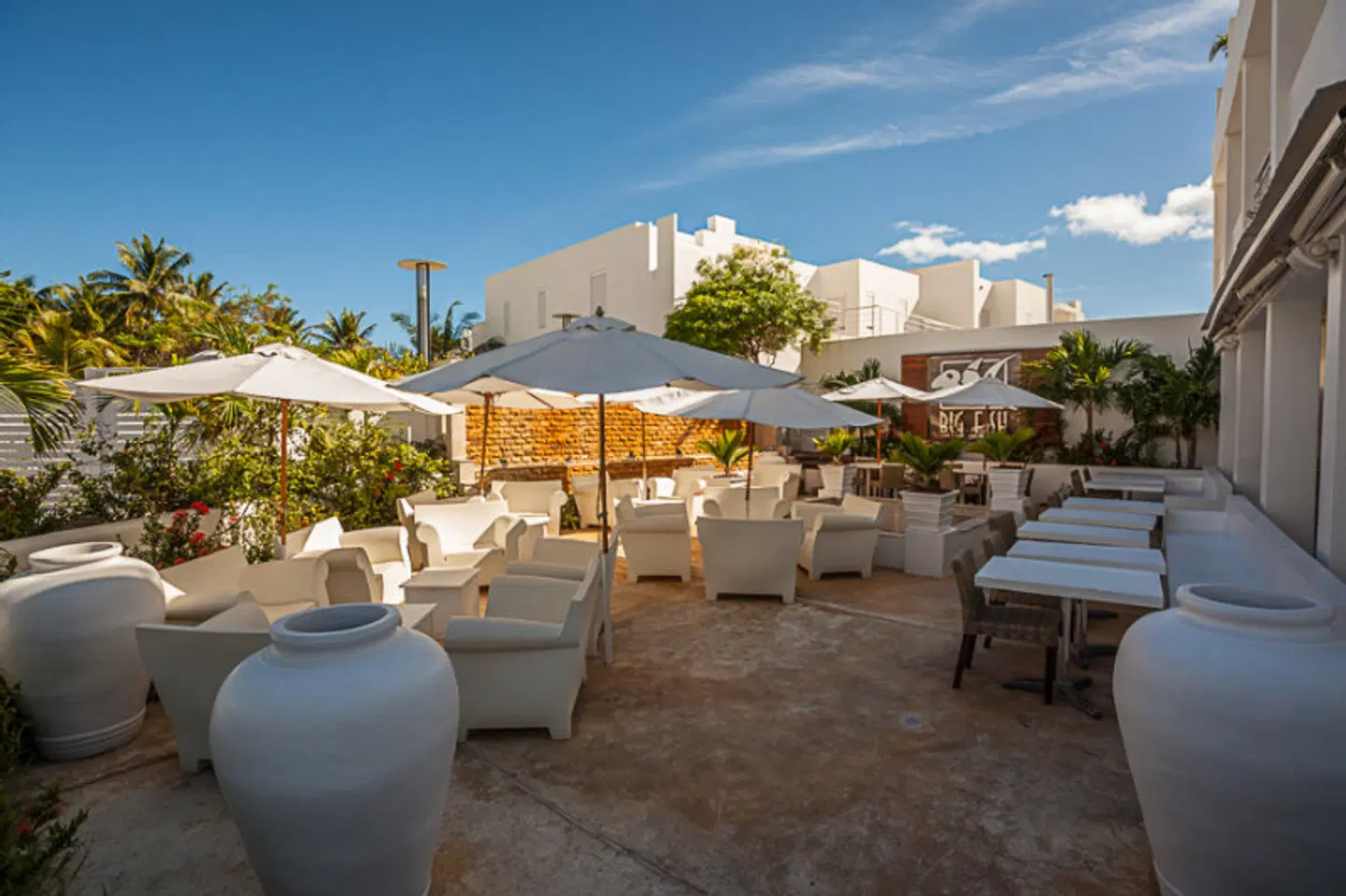 Princess Heights Luxury Boutique Condo Hotel Terrasse