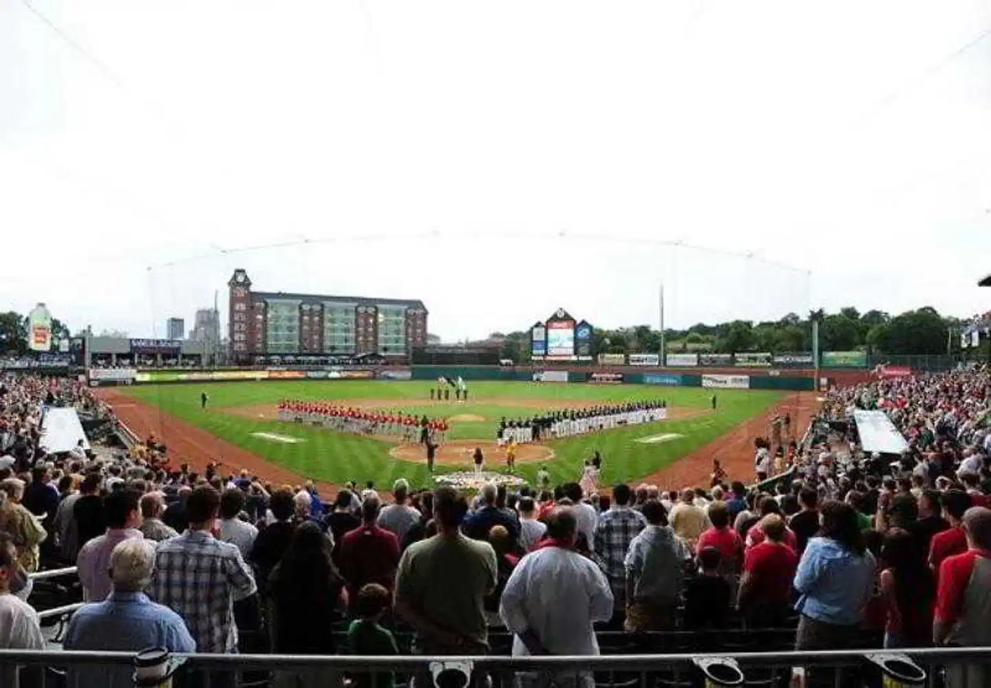 Fairfield Inn by Marriott Manchester-Boston Regional Airport Sport und Entertainment