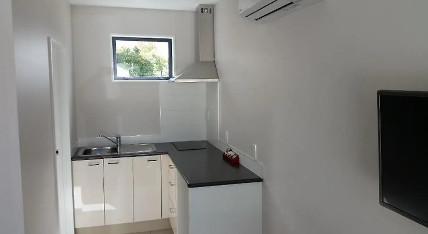 319 Addington Motel ROOM_EXAMPLE