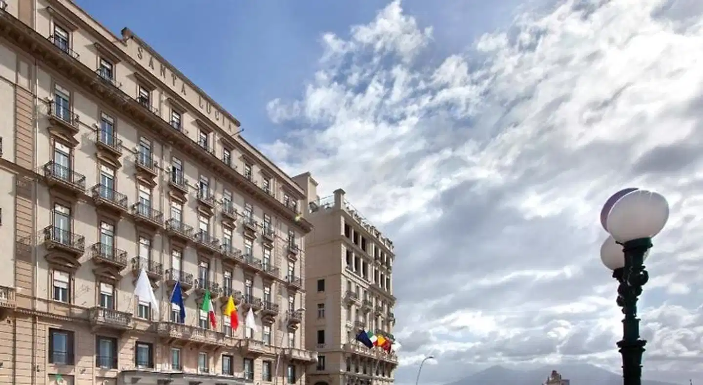 Grand Hotel Santa Lucia Aussenansicht