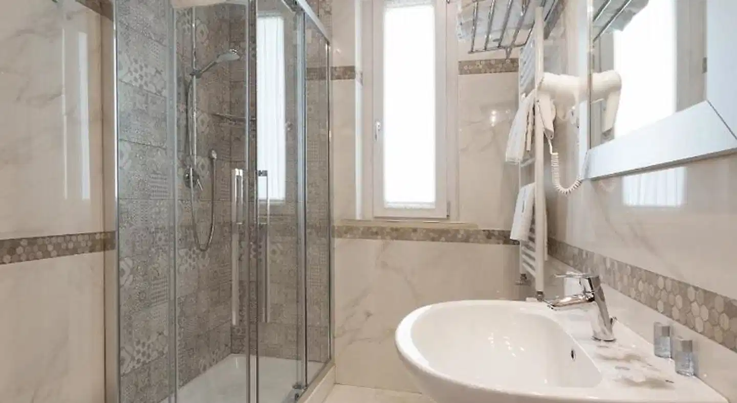 Buono Hotel Badezimmer