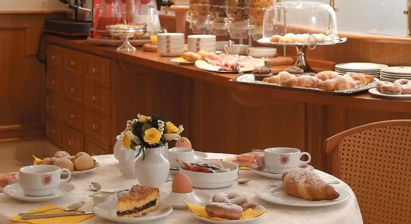 Buono Hotel Restaurant