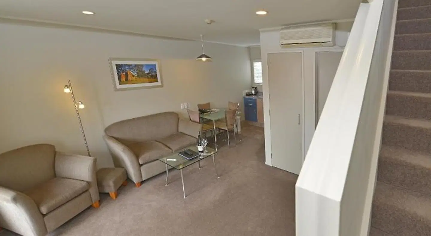 Brougham Heights Motel ROOM_EXAMPLE