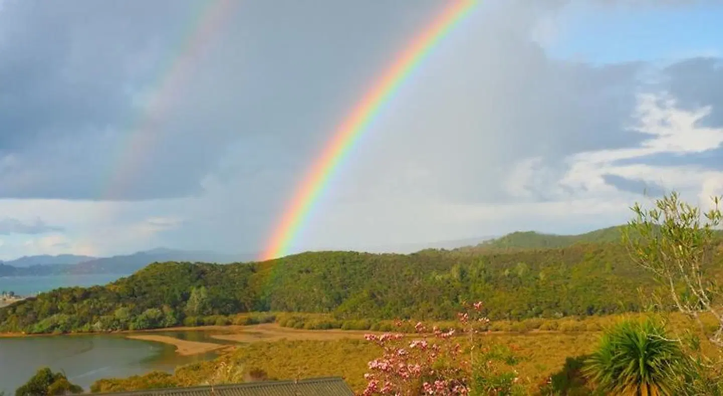 Cook's Lookout Motel LANDSCAPE