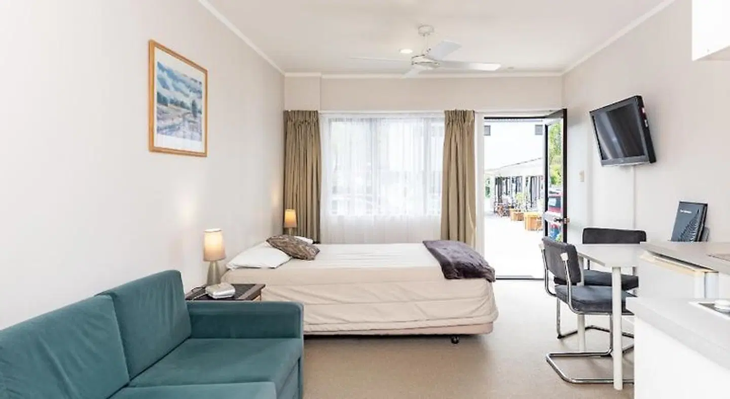 Outrigger Motel ROOM_EXAMPLE