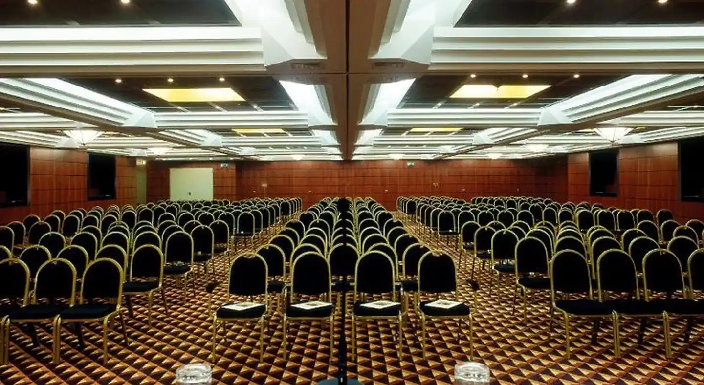 Ramada Naples CONFERENCE