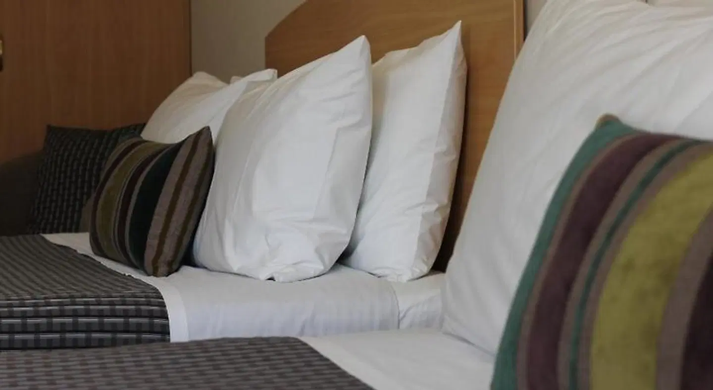 Greenlane Manor Motel ROOM_EXAMPLE