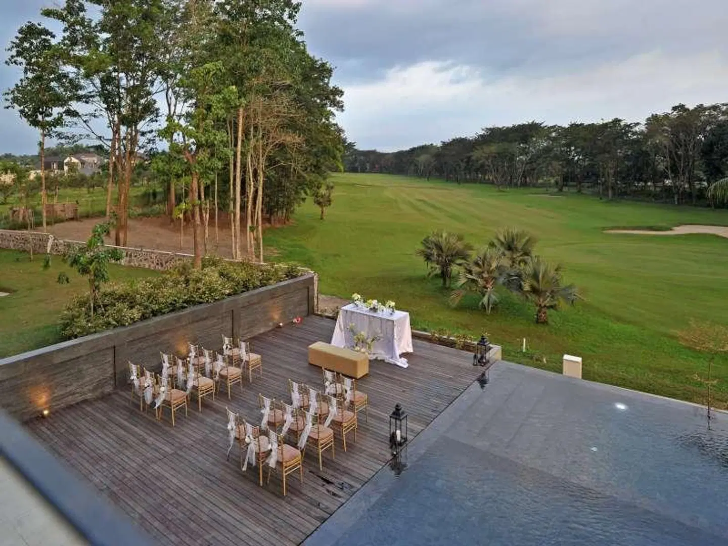 Djoglo Luxury Bungalow LANDSCAPE