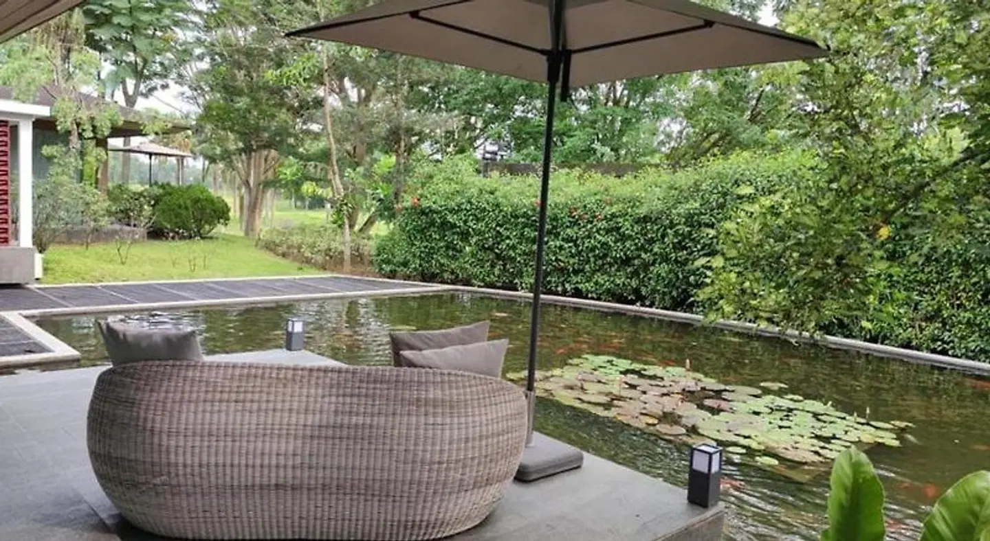 Djoglo Luxury Bungalow Terrasse