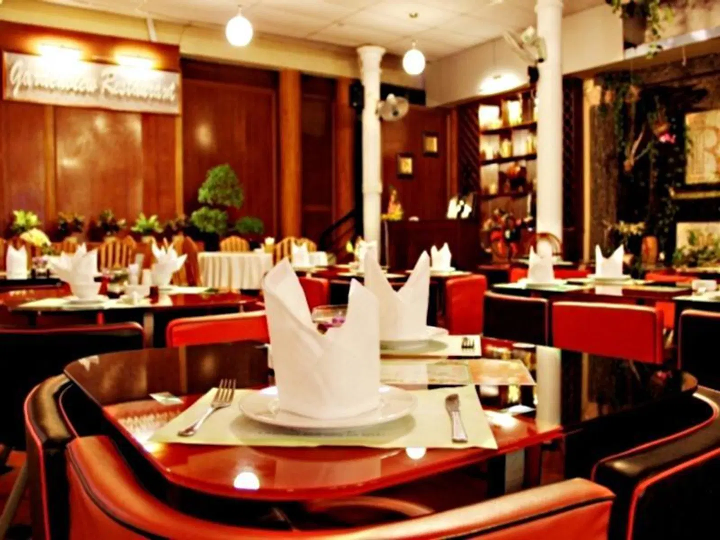 Royal Hotel Restaurant