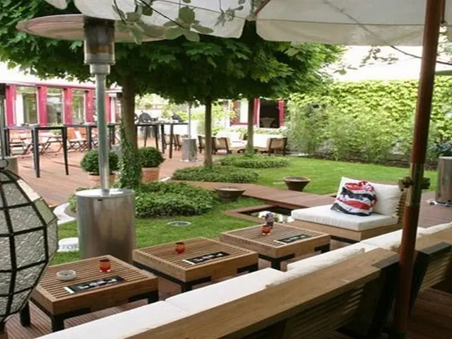 Bristol Hotel Garten