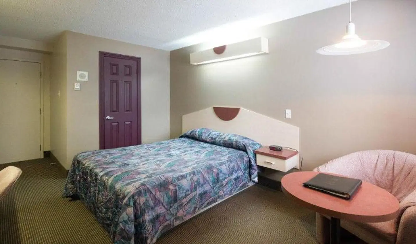 Hôtel Marineau à La Tuque ROOM_EXAMPLE