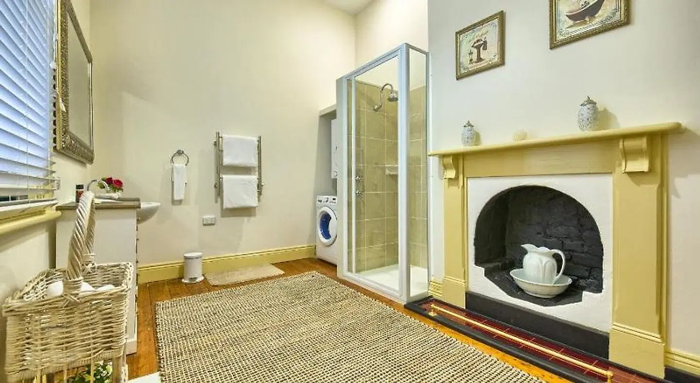 Apartments on Spencer ROOM_EXAMPLE