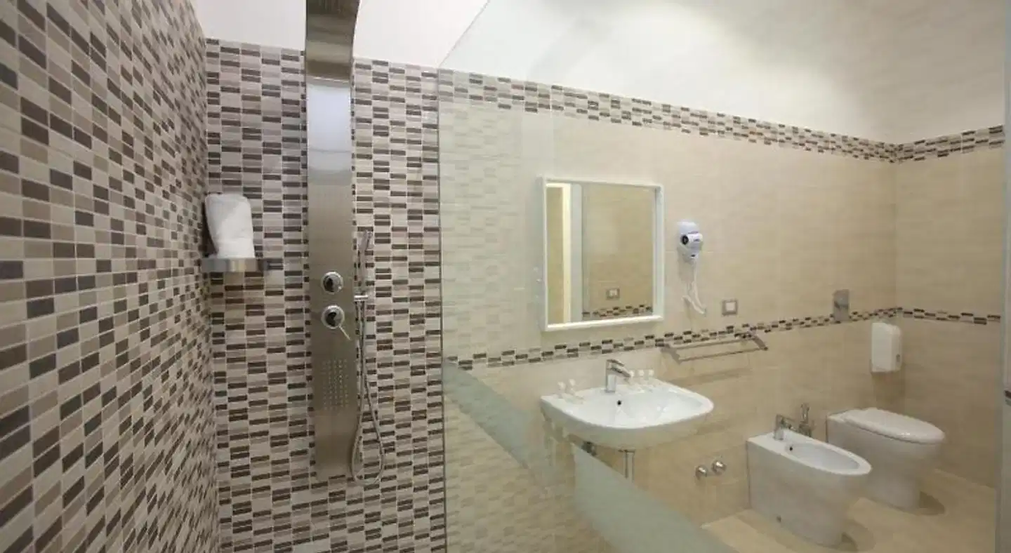 Vergilius Billia BATHROOM