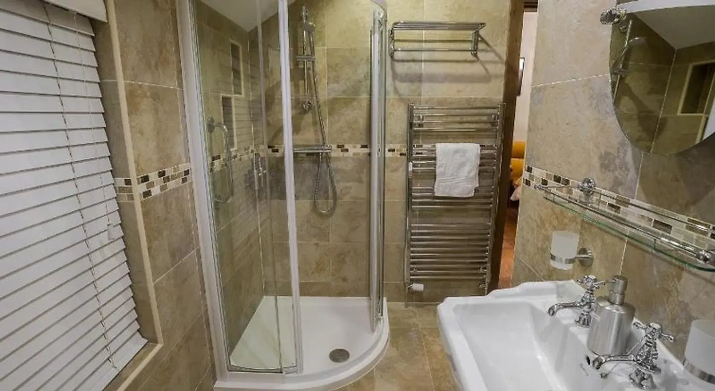 Beach House B&B BATHROOM